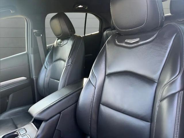 2024 Cadillac XT4 FWD Premium Luxury