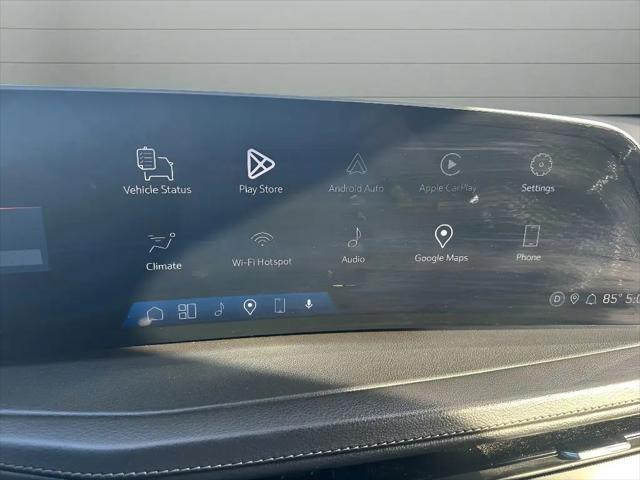 2024 Cadillac XT4 FWD Premium Luxury