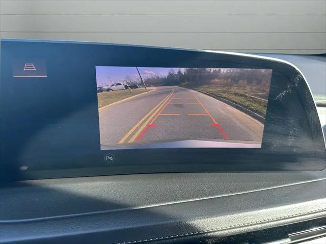 2024 Cadillac XT4 FWD Premium Luxury