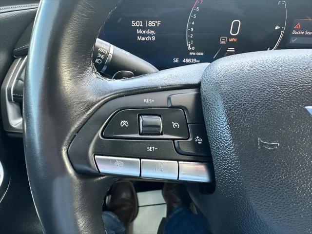 2024 Cadillac XT4 FWD Premium Luxury