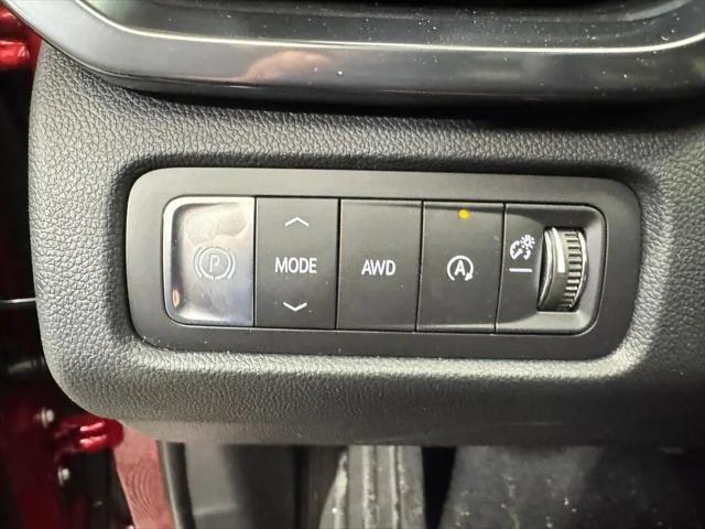 2026 GMC Acadia AT4 AWD