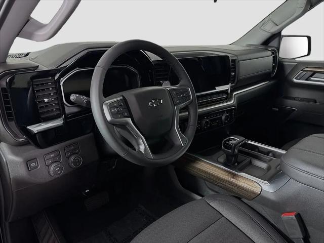 2026 Chevrolet Silverado 1500 4WD Crew Cab Standard Bed RST