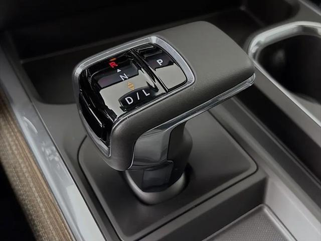 2026 Chevrolet Silverado 1500 4WD Crew Cab Standard Bed RST