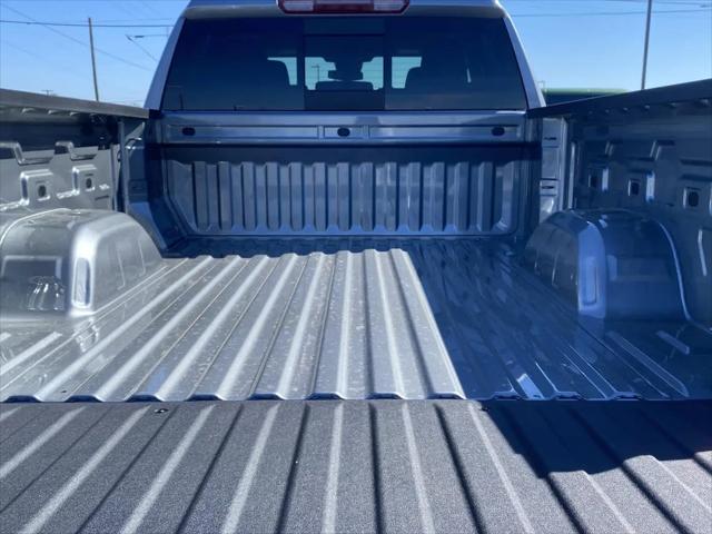 2026 GMC Sierra 1500 Double Cab, Standard Bed, SLE, 4WD