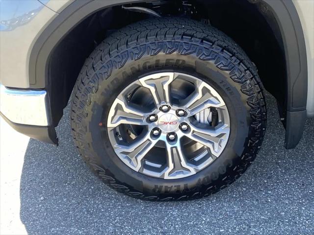 2026 GMC Sierra 1500 Double Cab, Standard Bed, SLE, 4WD