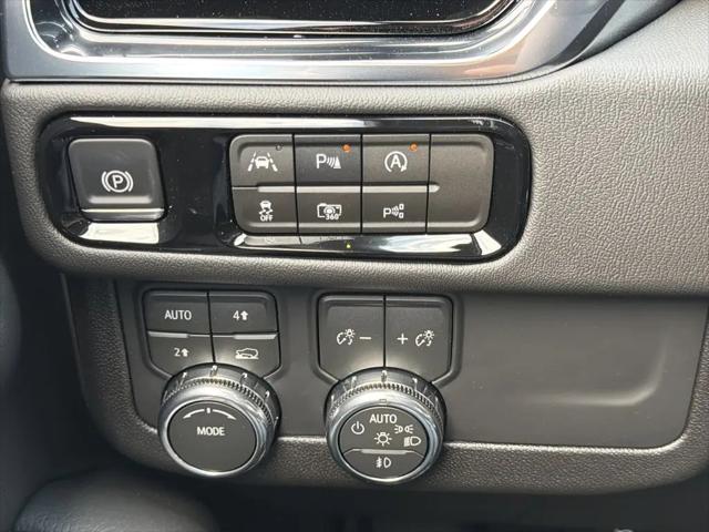 2026 GMC Yukon XL 4WD Denali