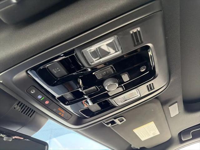 2026 GMC Yukon XL 4WD Denali