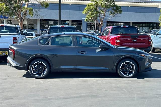 2026 Kia K4 EX