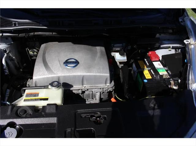 2014 Nissan LEAF S