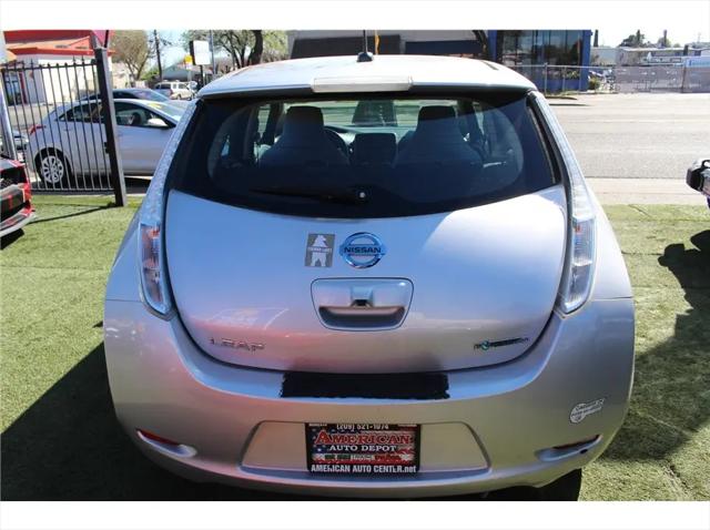 2014 Nissan LEAF S