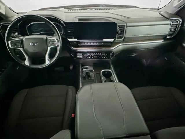 2024 Chevrolet Silverado 1500 4WD Crew Cab Short Bed RST