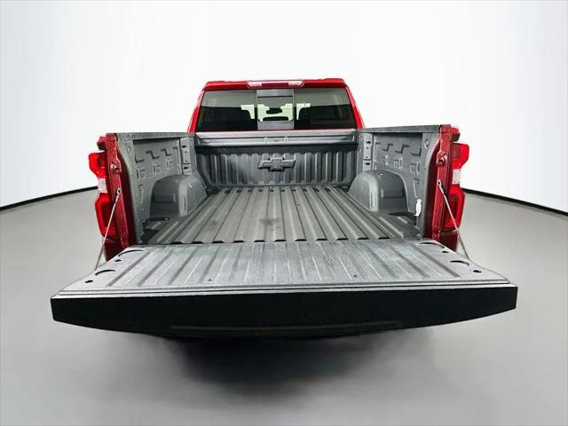 2024 Chevrolet Silverado 1500 4WD Crew Cab Short Bed RST