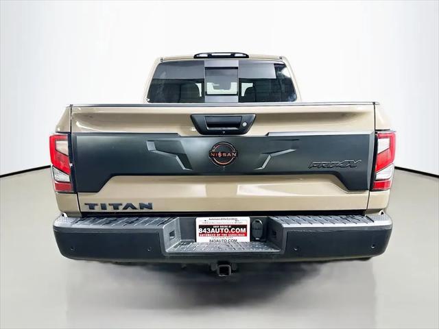2023 Nissan Titan Crew Cab PRO-4X 4x4