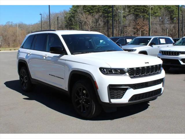 2026 Jeep Grand Cherokee Altitude 4x2
