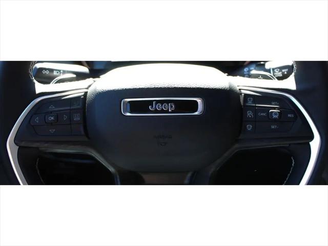 2026 Jeep Grand Cherokee Altitude 4x2