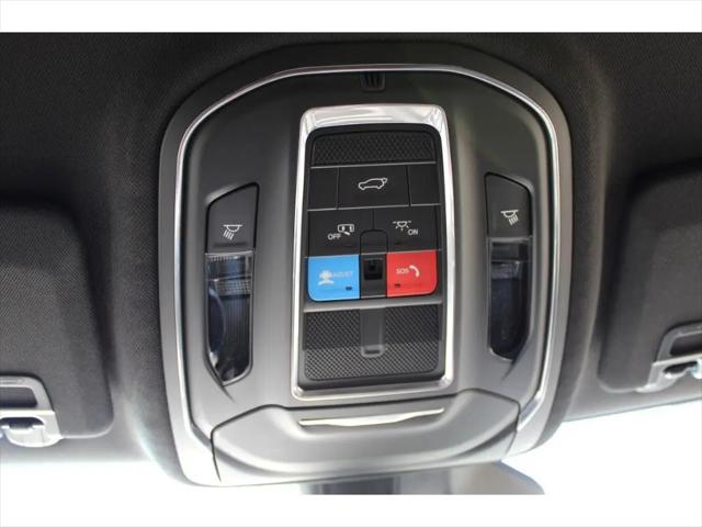 2026 Jeep Grand Cherokee Altitude 4x2
