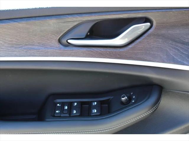 2026 Jeep Grand Cherokee Altitude 4x2