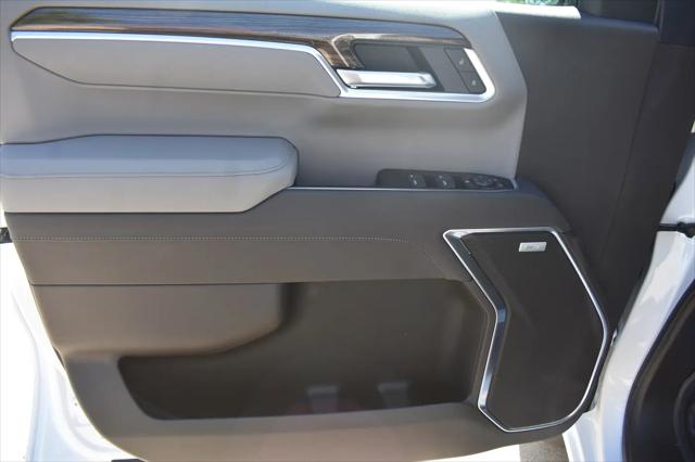 2026 Chevrolet Silverado 1500 4WD Crew Cab Short Bed RST