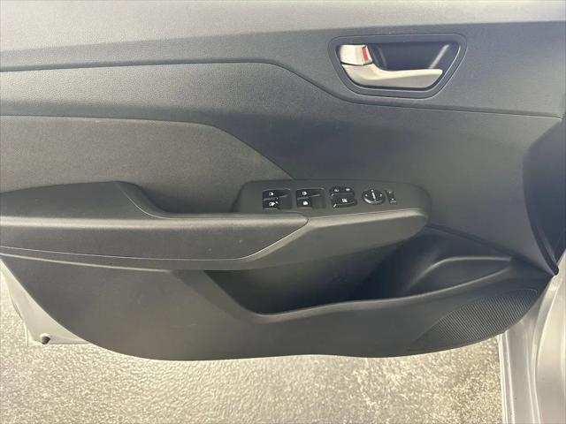 2020 Hyundai Accent SE