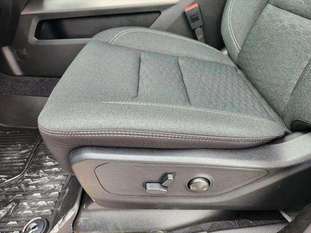 2026 Ram 1500 Lone Star Crew Cab 4x4 5'7" Box