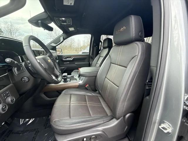2025 Chevrolet Silverado 1500 4WD Crew Cab Short Bed High Country
