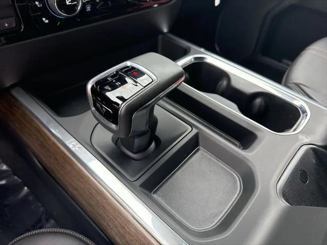 2025 Chevrolet Silverado 1500 4WD Crew Cab Short Bed High Country