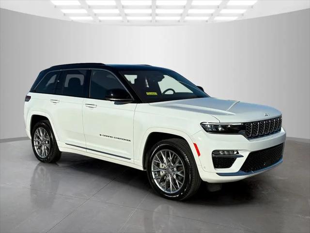 2025 Jeep Grand Cherokee Summit 4x4