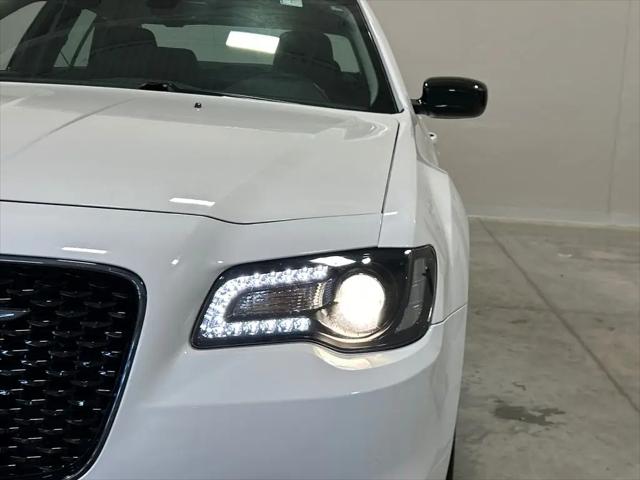 2022 Chrysler 300 Touring