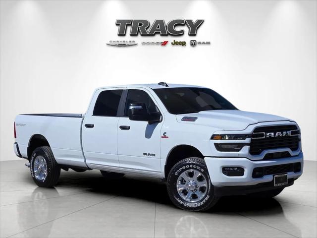 2026 Ram 3500 Big Horn Crew Cab 4x4 8' Box