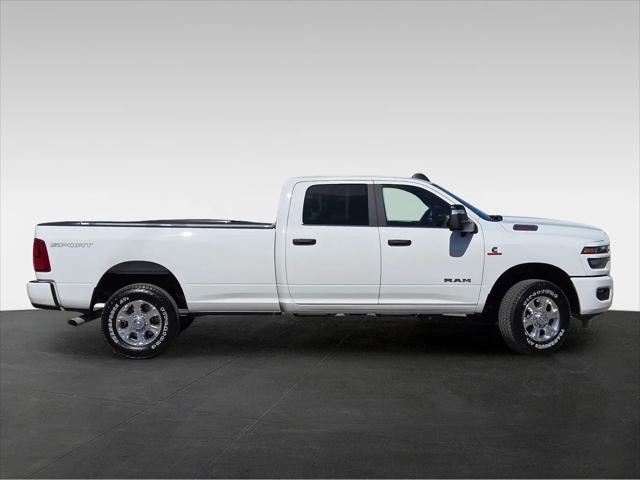 2026 Ram 3500 Big Horn Crew Cab 4x4 8' Box