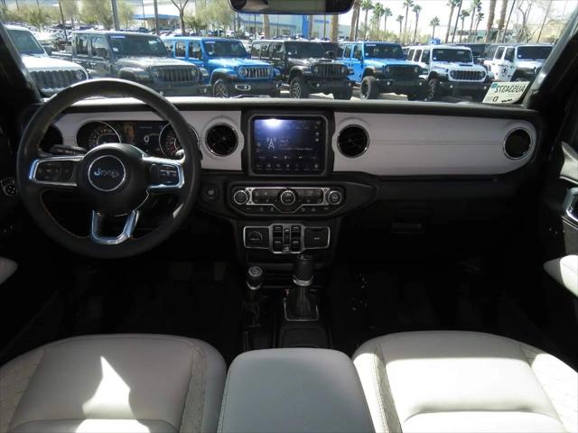 2023 Jeep Gladiator Sport