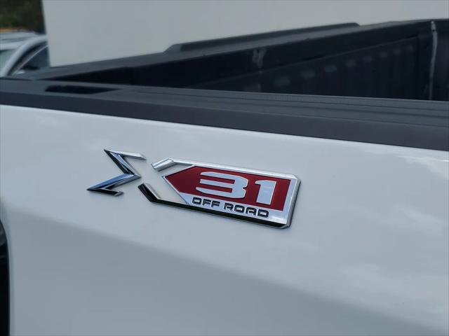 2022 GMC Sierra 1500 Limited 4WD Crew Cab Short Box SLT