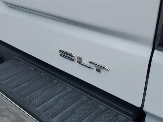 2022 GMC Sierra 1500 Limited 4WD Crew Cab Short Box SLT