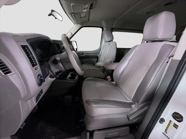 2017 Nissan 3500 S V6