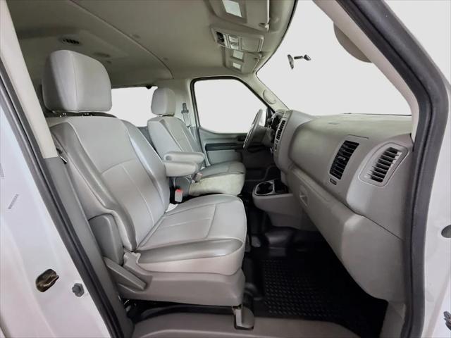 2017 Nissan 3500 S V6