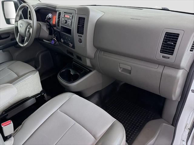 2017 Nissan 3500 S V6