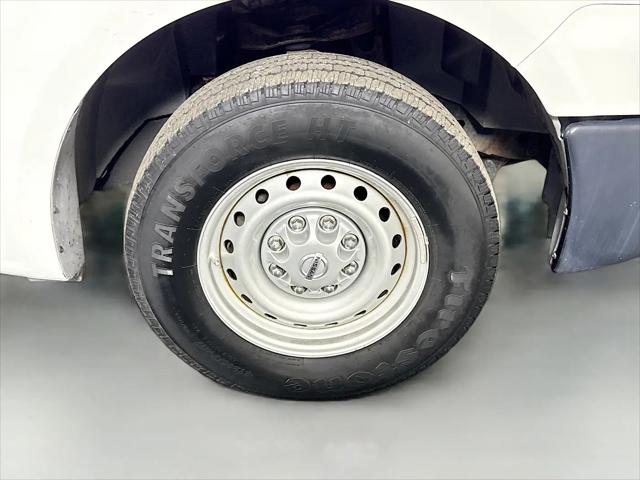 2017 Nissan 3500 S V6