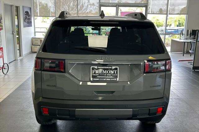 2026 Jeep Cherokee Laredo 4x4
