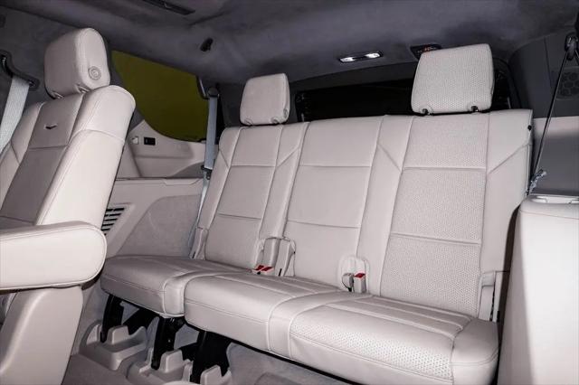 2025 Cadillac Escalade Sport Platinum