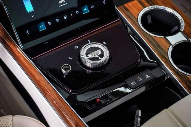 2025 Cadillac Escalade Sport Platinum