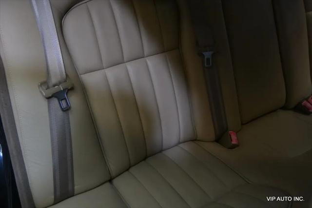 2000 Jaguar XJ Standard