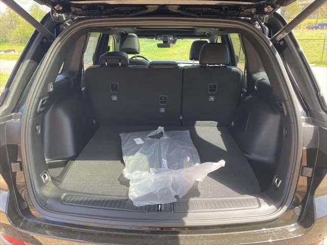 2026 Jeep Grand Cherokee Limited 4x2