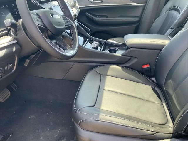 2026 Jeep Grand Cherokee Limited 4x2