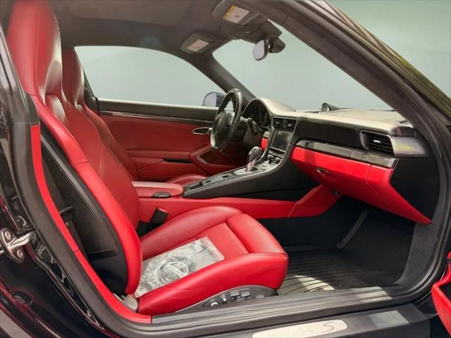 2015 Porsche 911 Turbo S