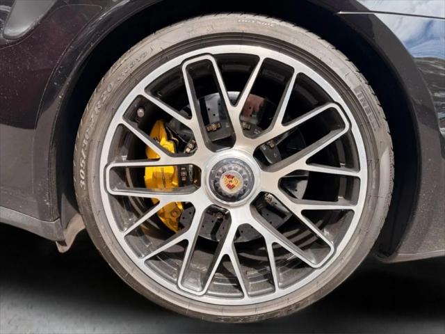 2015 Porsche 911 Turbo S