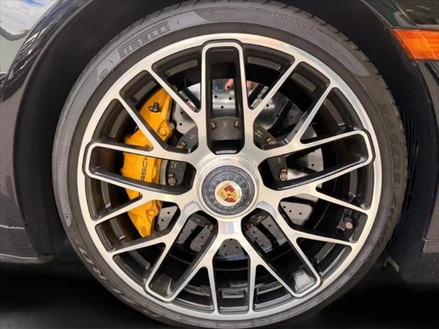 2015 Porsche 911 Turbo S