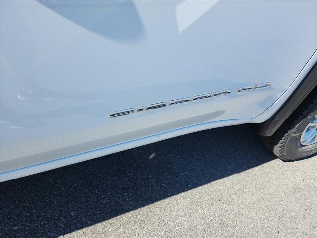 2026 GMC Sierra 2500HD Crew Cab, Long Bed, Pro, 4WD