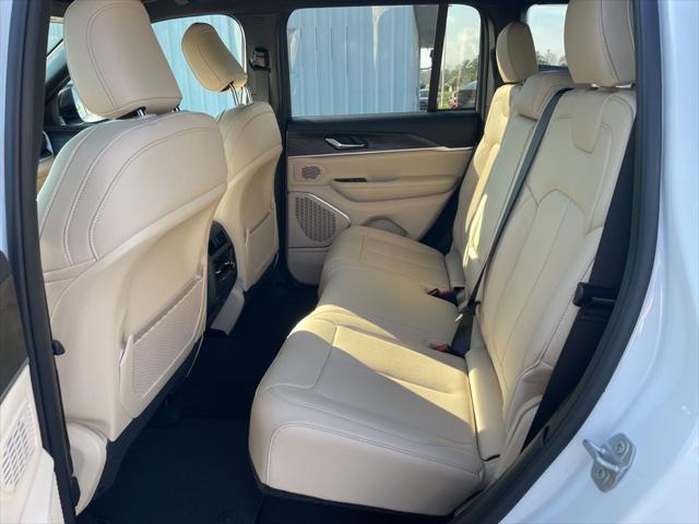 2026 Jeep Grand Cherokee Limited 4x2