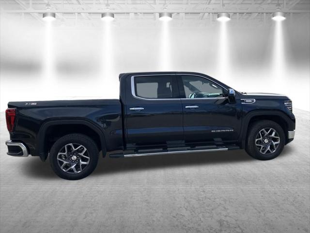 2022 GMC Sierra 1500 4WD Crew Cab Short Box SLT