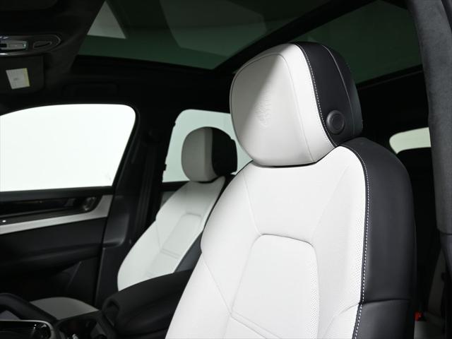 2026 Porsche Cayenne GTS
